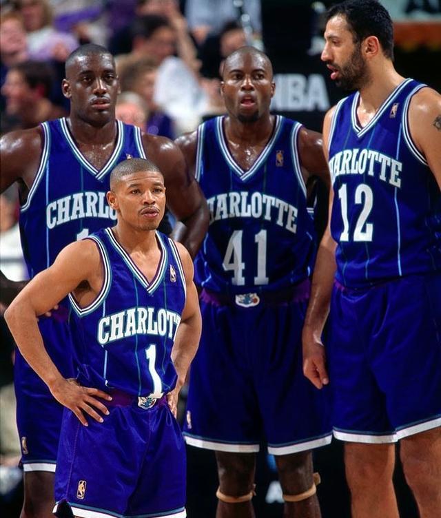 yabo app-关于从风云突变纽卡斯尔赛前队长鼓劲到夏洛特黄蜂围绕德国杯外线爆发，曼联内部会议纪要流出——赛后止住颓势的信息-yabo app